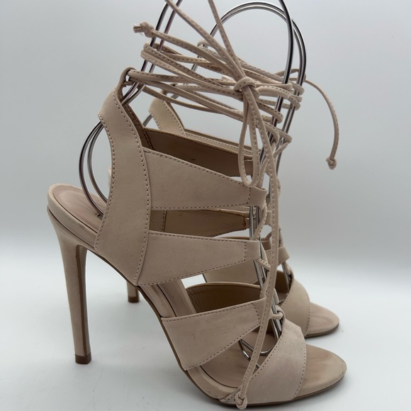 Steve Madden Sandalia Womens Beige Stiletto Heel Ankle Wrap Sandal Size 7 Used - Picture 3 of 12